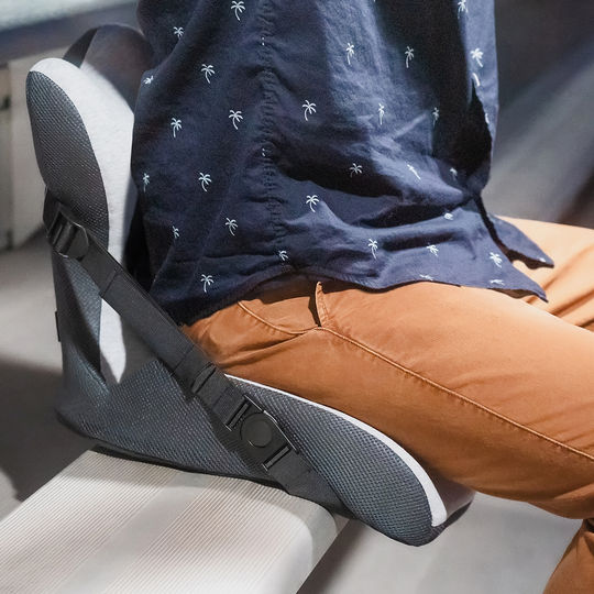 Lifted Lumbar lumbar cushion for better posture while sitting for long hours, how to sit better in bleaches, how to sit better in sport games and shows