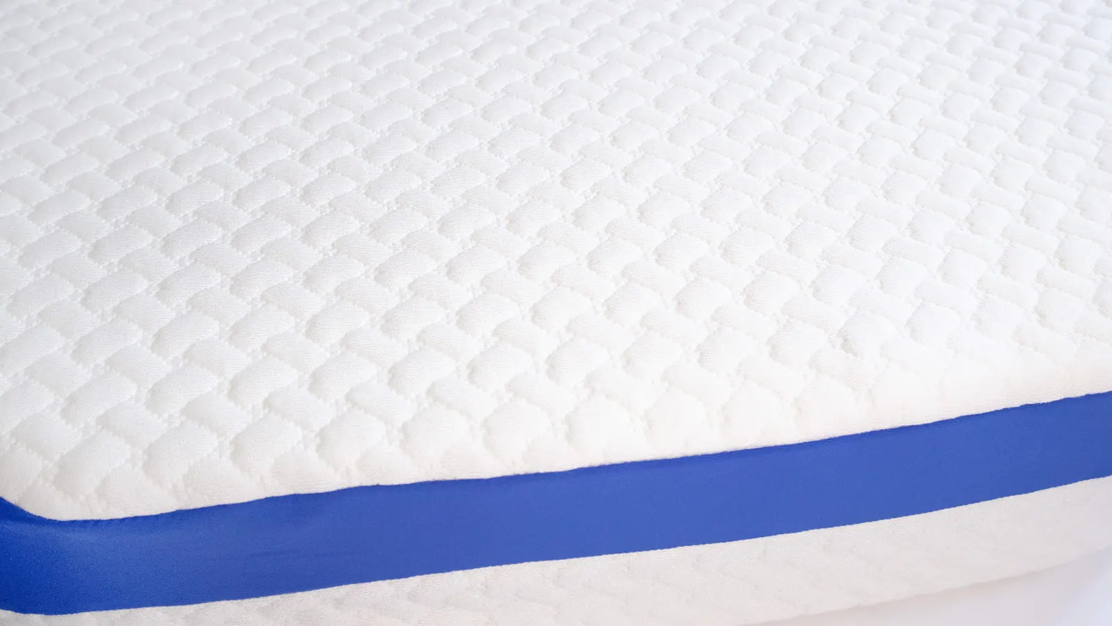 Cooling fabric surface of the Modular Pillow